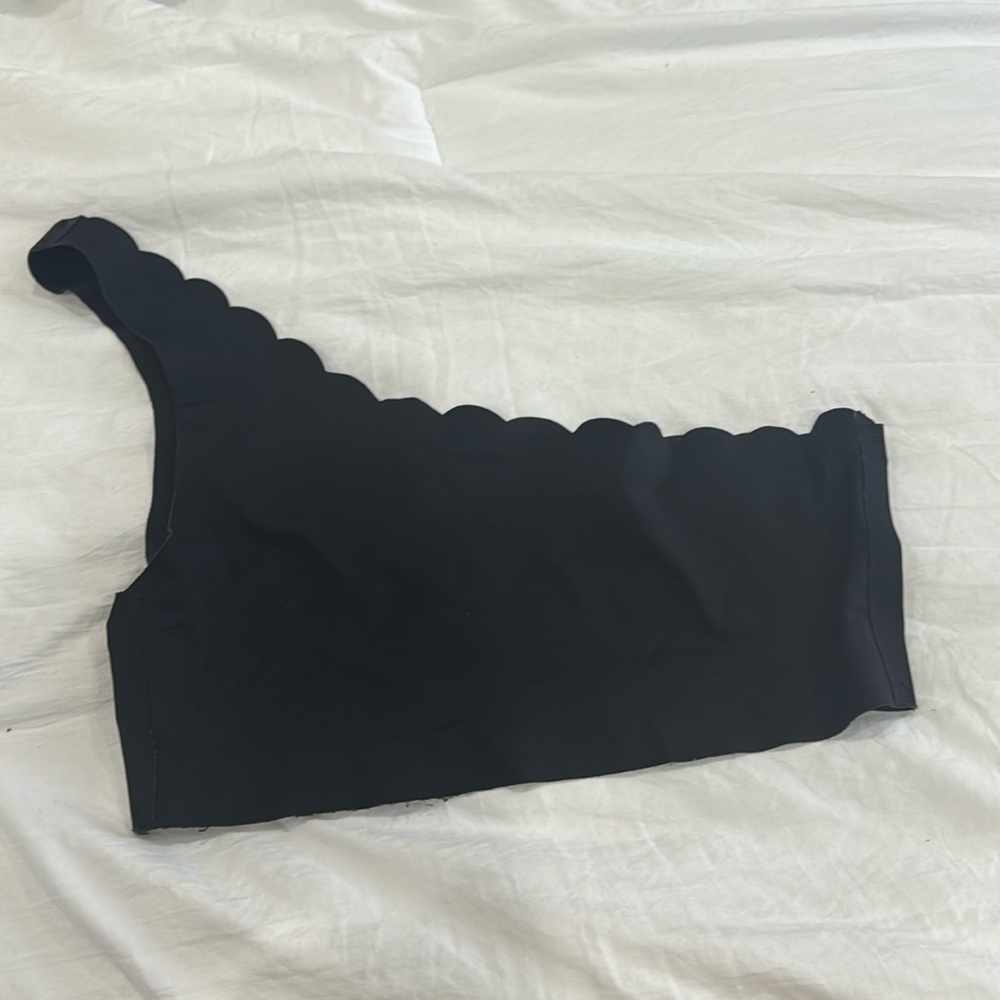 Scallopped one shoulder bra/top